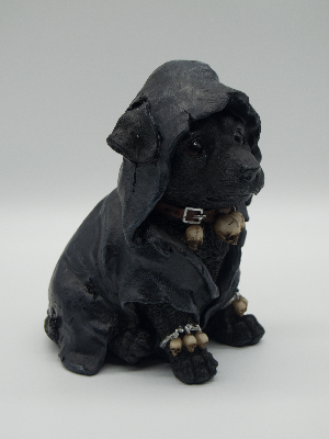 Dog In A Cloak Gothic 18cm