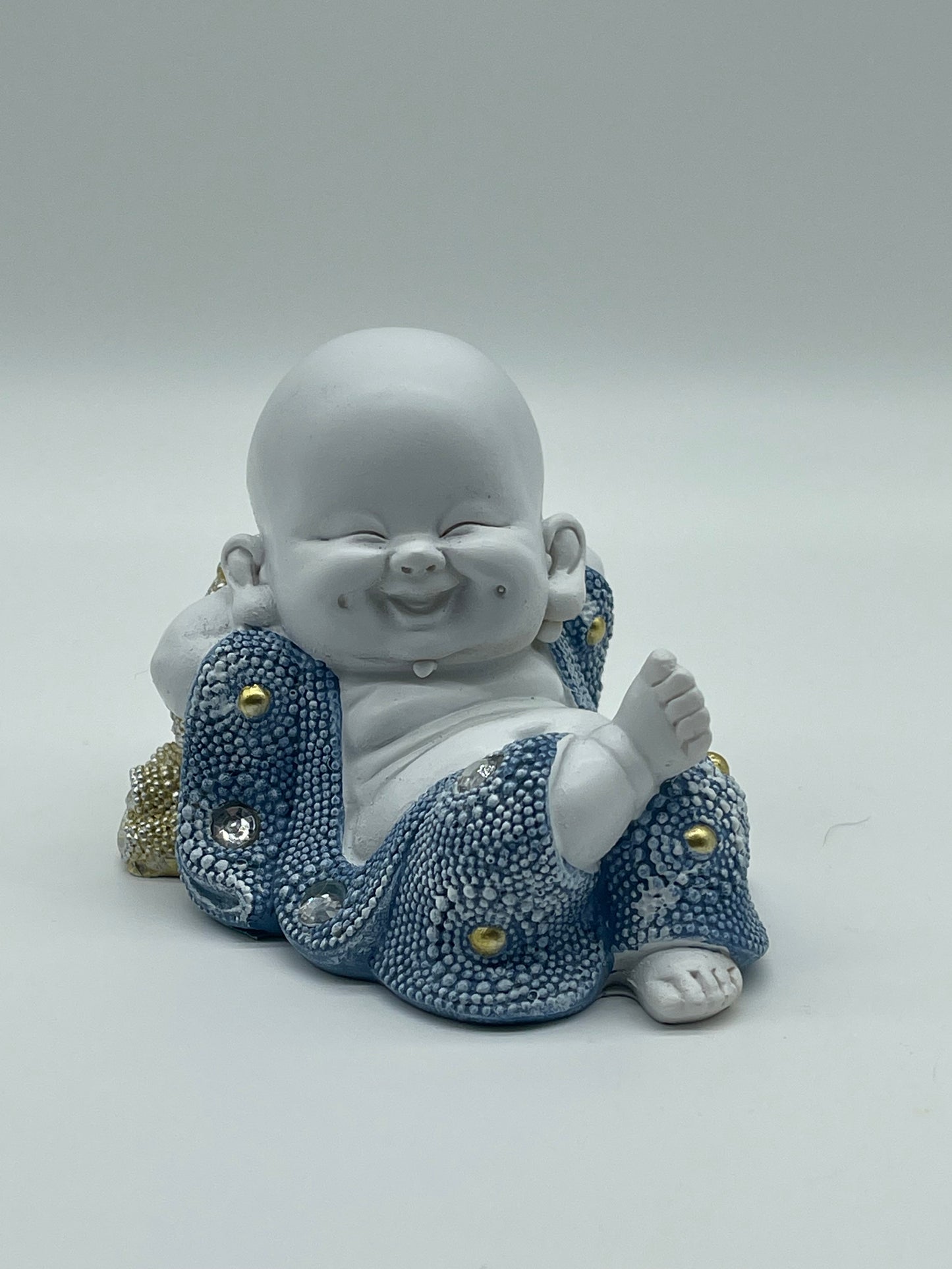 Monk Blue/White Sitting